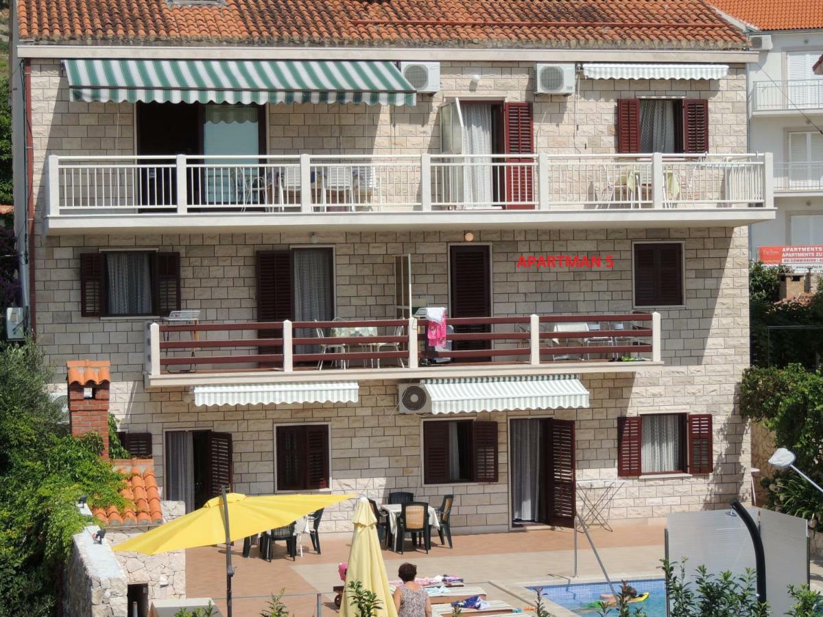 Apartments Bezmalinovic 2 Bol Bagian luar foto